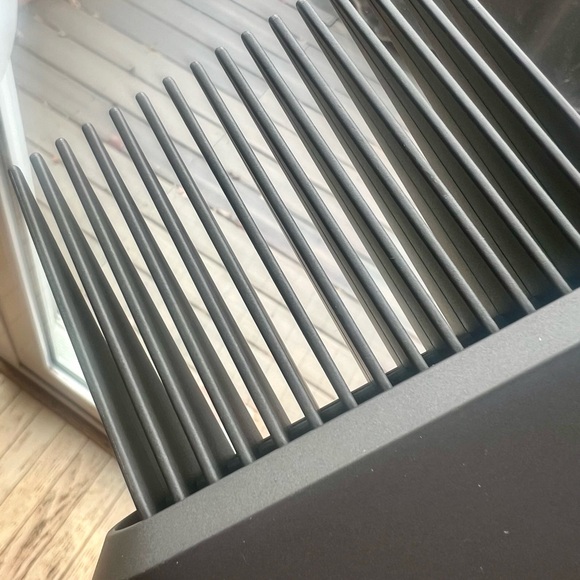 Dyson Airwrap wide tooth comb attachment in the color iron/nickel , never used. - Picture 7 of 8